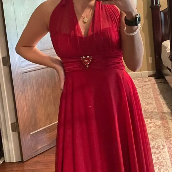 Db Studio | Dresses | Red Cocktail Dress Size Small Detail Brooch In The  Center Of Dress Classy | Poshmark